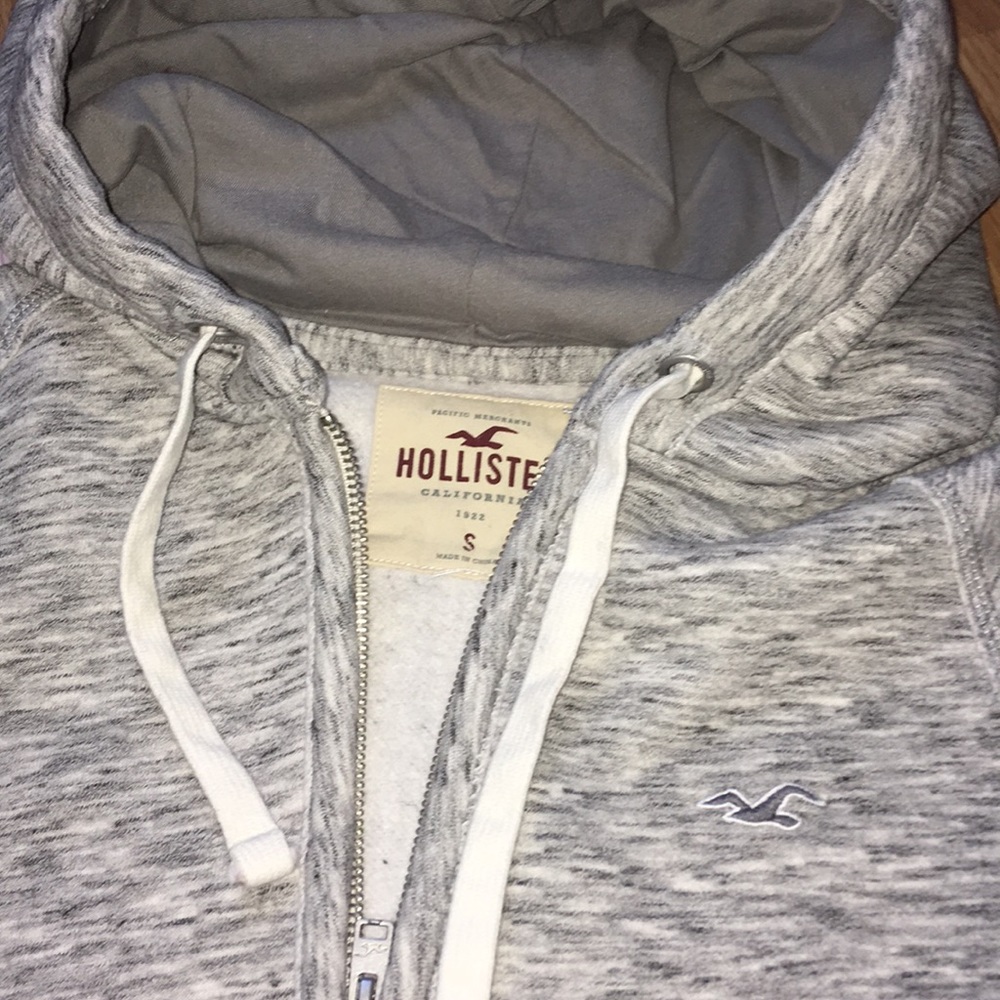 Hollister sweatshirt